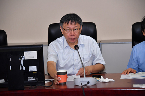台北市長柯文哲與親民問政小組黨團會議