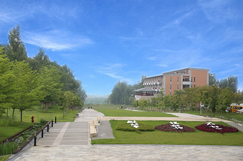 南華大學校景