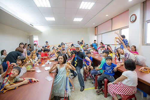 屏東縣兒童狂歡節以藝術遊戲化激發孩子創造力