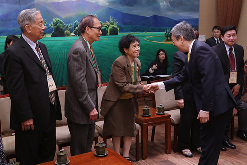 副總統陳建仁接見美國越柬寮僑團首長回國訪問團