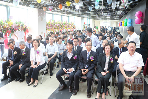 圖二：台北港各團體代表均參與掛牌盛會。（記者陳念祖攝）