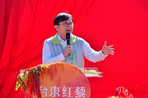 立委劉櫂豪爭取補助太麻里農會 促台灣藜產業升級