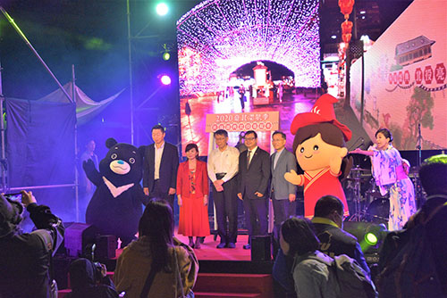2020台北溫泉季啟動儀式，台北市長柯文哲特別力挺出席，一起敲響祈福鐘(攝-茱茱)