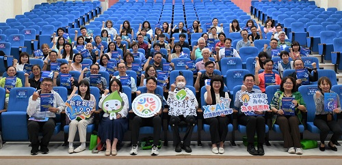 國教輔導團數位升級！ 新北36師獲認證 數位品德指引同步上線