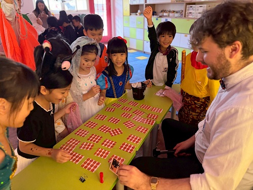 泰北國際雙語學校國小部萬聖節活動-泰北搞什麼鬼 Trick or Treat，一起歡樂過萬聖！