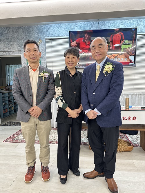 每一個人都可以成為別人生命中的一道光 暢銷書《名畫背後的聖經故事》作者現身說出創作故事