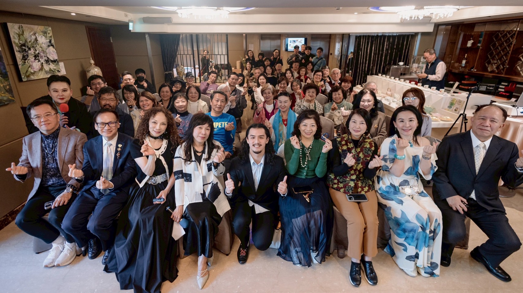 一樹新香映藍月 藍月瓷器彩繪藝術創作展開幕茶會